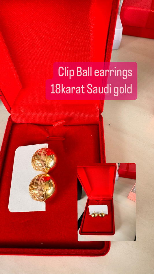 Ball earrings
